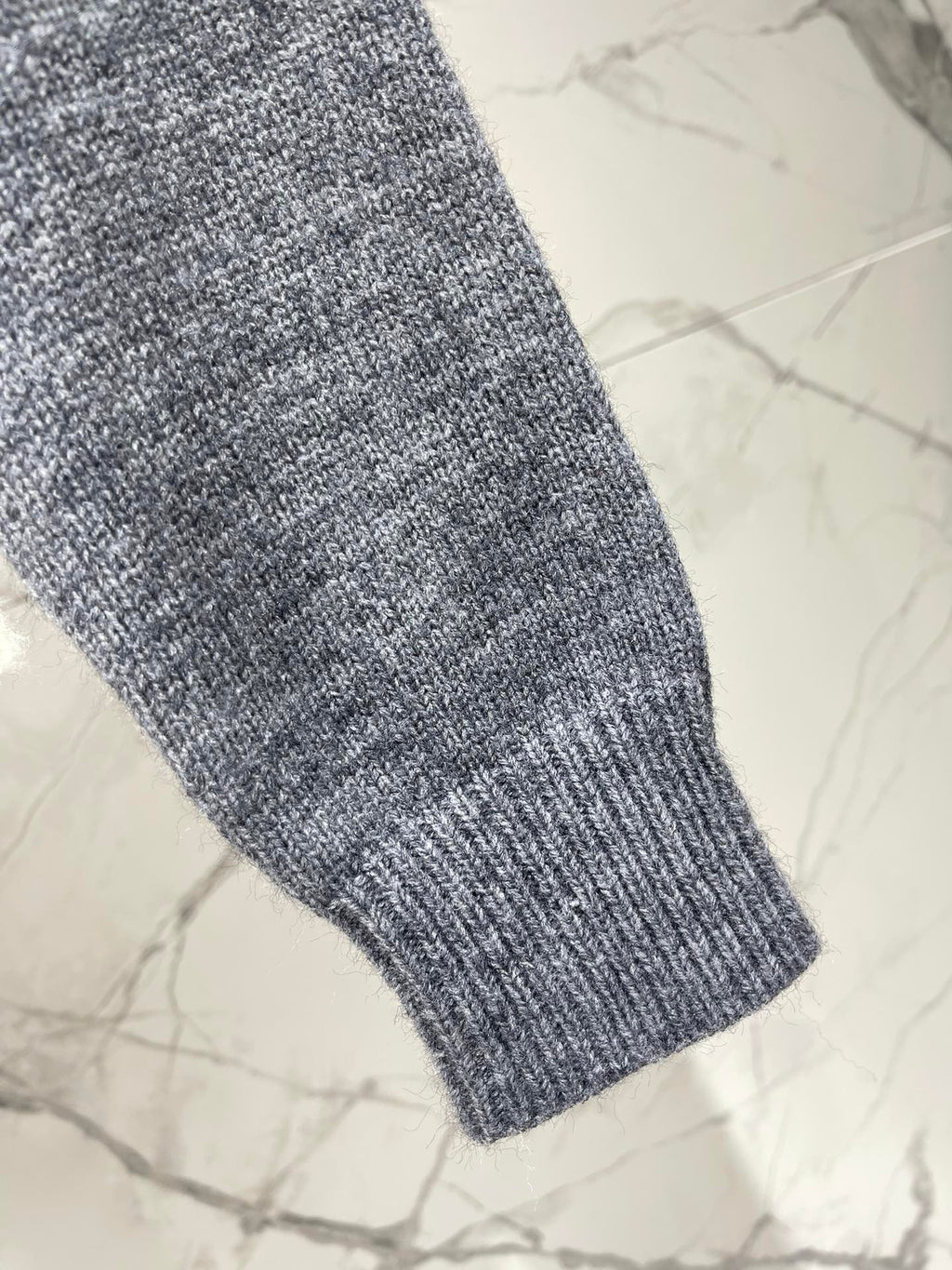 THOM 26S CARDIGAN STYLE 7
