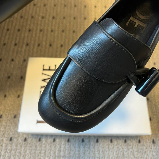 LOEWE 26S TOGGLE LOAFER 20MM IN BLACK SHINY CALFSKIN