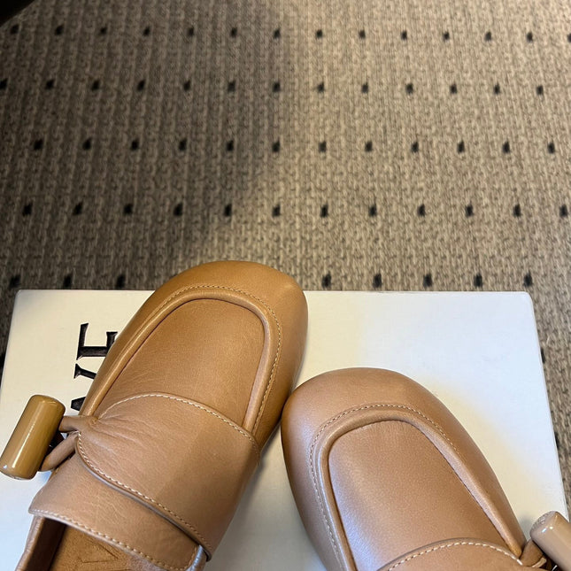 LOEWE 26S TOGGLE LOAFER 20MM IN NUDE BROWN SHINY CALFSKIN
