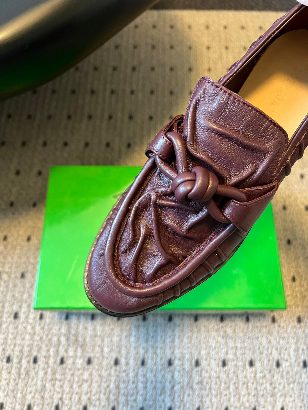 BOTTEGA VENETA 26S LOAFERS IN DARK REDDISH BROWN LAMBSKIN