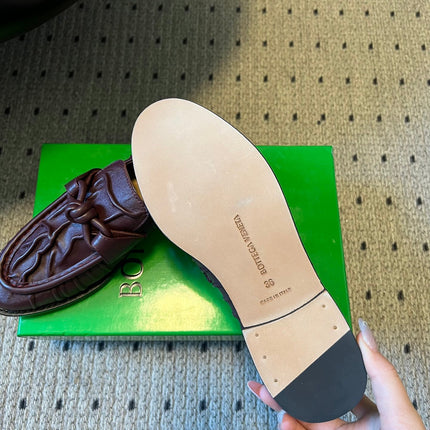 BOTTEGA VENETA 26S LOAFERS IN DARK REDDISH BROWN LAMBSKIN