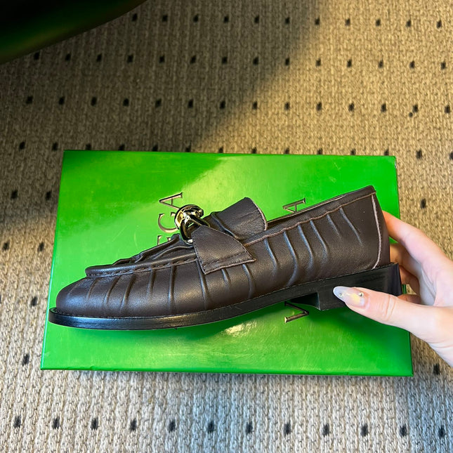 BOTTEGA VENETA 26S LOAFERS IN CHOCOLATE BROWN LAMBSKIN WITH GOLD HARDWARE