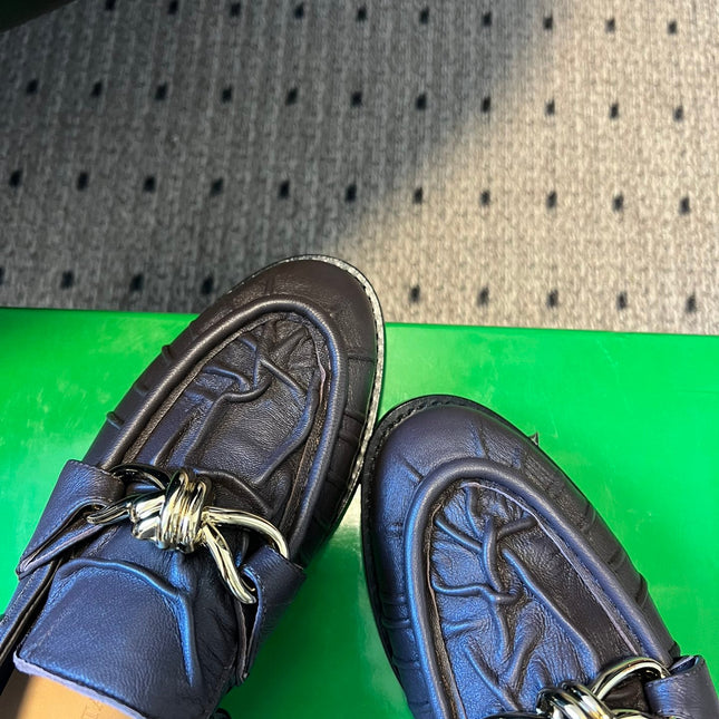 BOTTEGA VENETA 26S LOAFERS IN CHOCOLATE BROWN LAMBSKIN WITH GOLD HARDWARE