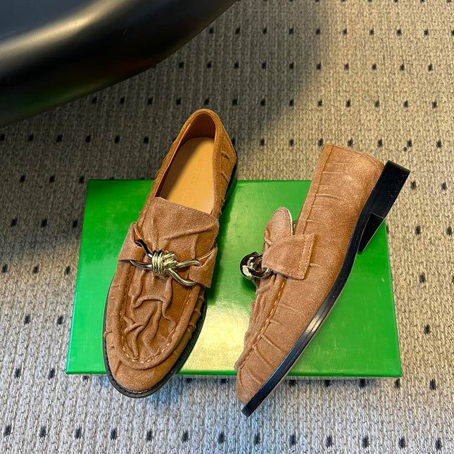 BOTTEGA VENETA 26S LOAFERS IN BROWN SUEDE WITH GOLD HARDWARE