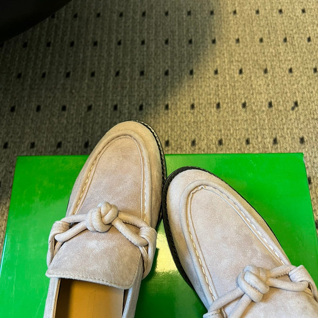 BOTTEGA VENETA 26S LOAFERS IN LIGHT BEIGE SUEDE
