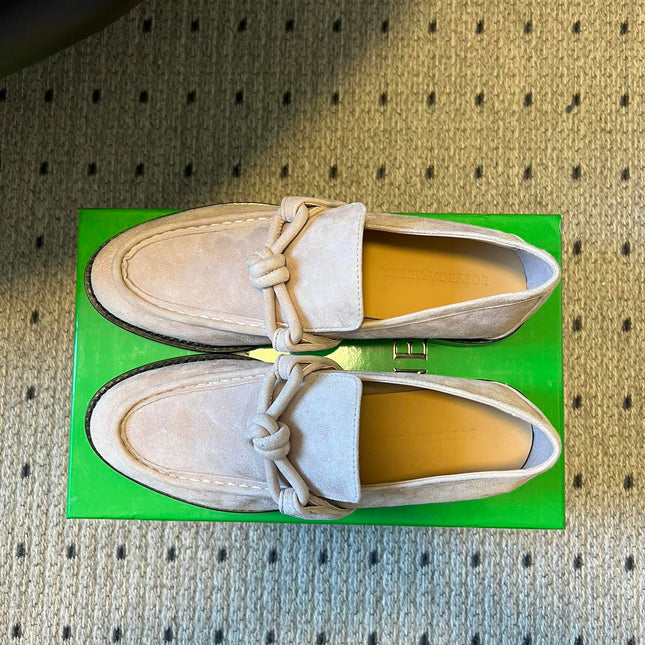 BOTTEGA VENETA 26S LOAFERS IN LIGHT BEIGE SUEDE