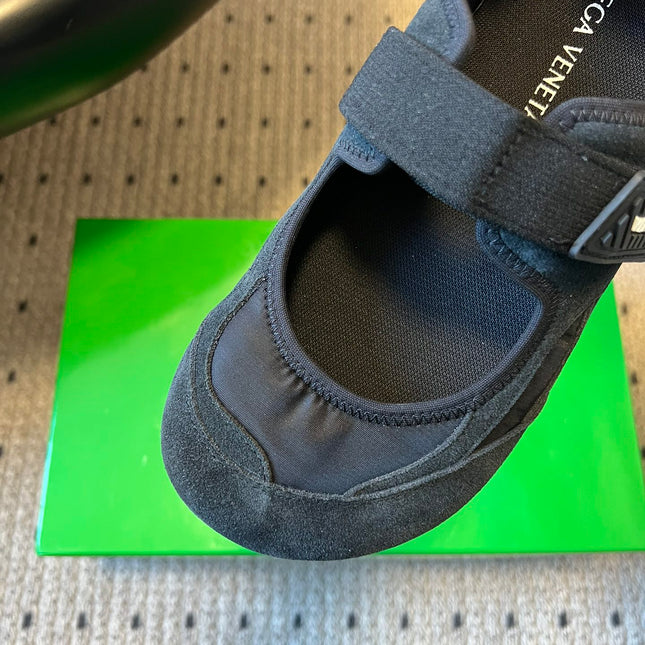 BOTTEGA VENETA 26S MARY JANE SNEAKER IN BLACK SUEDE AND FABRIC