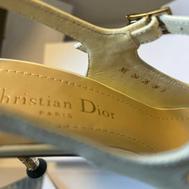 DIOR 26S SLINGBACK PUMP 90MM IN CREAM WHITE CALFSKIN GOLD HARDWARE