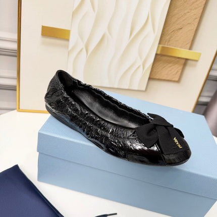 PRADA 26S BALLERINA FLATS IN BLACK CALFSKIN WITH BOW