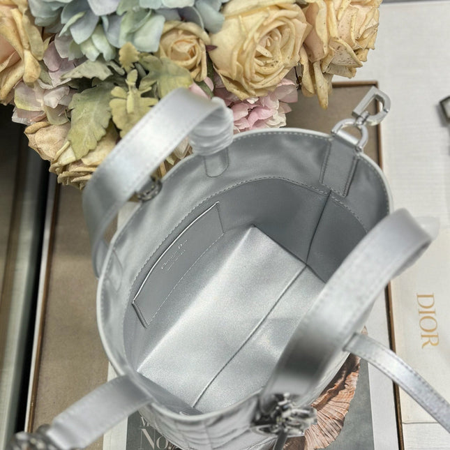 DIOR 26S TOUJOURS BAG 18 IN SILVER CALFSKIN