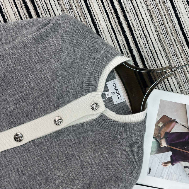 CHANEL 26S CARDIGAN 945