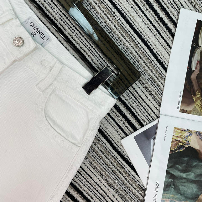 CHANEL 26S DENIM SHORTS 894