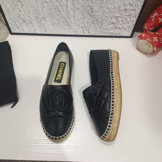 CHANEL 26S ESPADRILLE LOAFERS IN BLACK CALFSKIN WITH ROPE SOLE