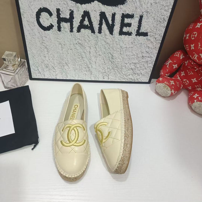 CHANEL 26S ESPADRILLE LOAFERS IN BEIGE CALFSKIN WITH ROPE SOLE