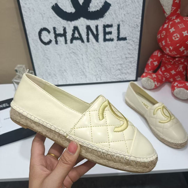 CHANEL 26S ESPADRILLE LOAFERS IN BEIGE CALFSKIN WITH ROPE SOLE