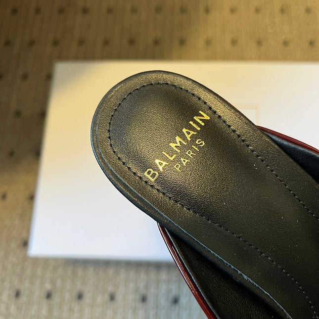 BALMAIN 26S GOLD CHAIN HIGH HEEL MULES 45 MM IN DARK RED PATENT CALFSKIN