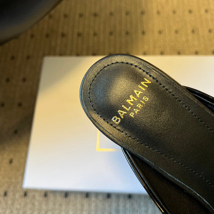 BALMAIN 26S GOLD CHAIN HIGH HEEL MULES 45 MM IN BLACK PATENT CALFSKIN
