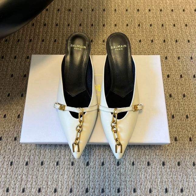 BALMAIN 26S GOLD CHAIN HIGH HEEL MULES 45 MM IN WHITE CALFSKIN