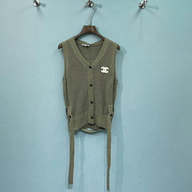 CHANEL 26S SLEEVELESS SWEATER STYLE 1054