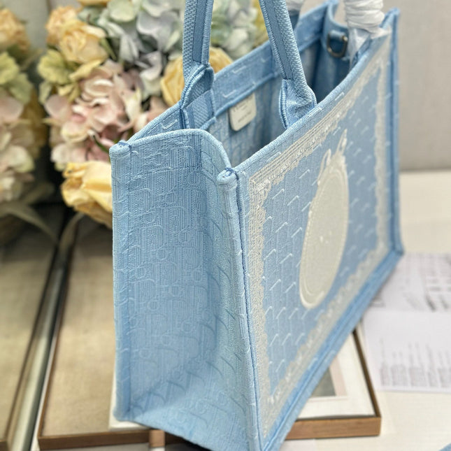DIOR 26S BOOK TOTE BAG 36 IN BLUE AND WHITE LACE BAYADERE FABRIC
