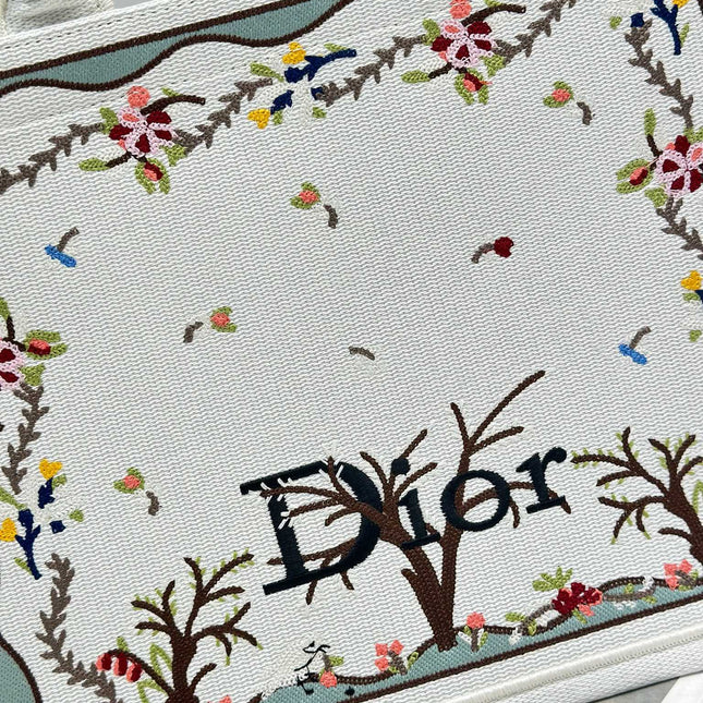 DIOR 26S BOOK TOTE BAG 36 IN BEIGE BAYADERE FABRIC D-STRIPES EMBROIDERY