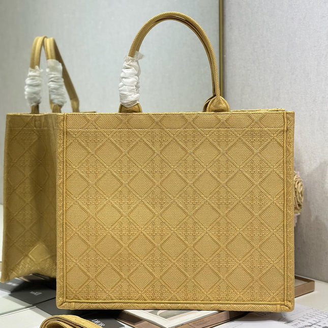 DIOR 26S BOOK TOTE BAG 42 IN BEIGE BAYADERE FABRIC D-STRIPES EMBROIDERY