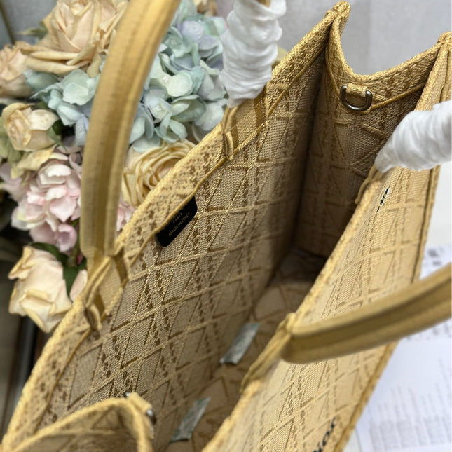 DIOR 26S BOOK TOTE BAG 42 IN BEIGE BAYADERE FABRIC D-STRIPES EMBROIDERY