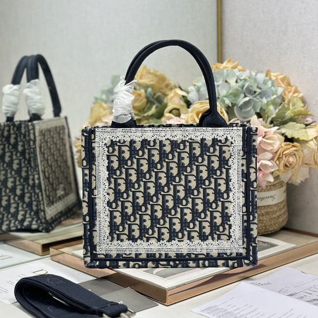DIOR 26S BOOK TOTE BAG 26 IN NAVY BLUE AND BEIGE OBLIQUE FABRIC
