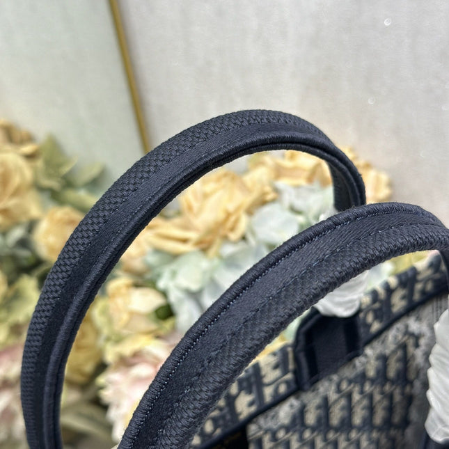 DIOR 26S BOOK TOTE BAG 42 IN NAVY BLUE AND BEIGE OBLIQUE FABRIC