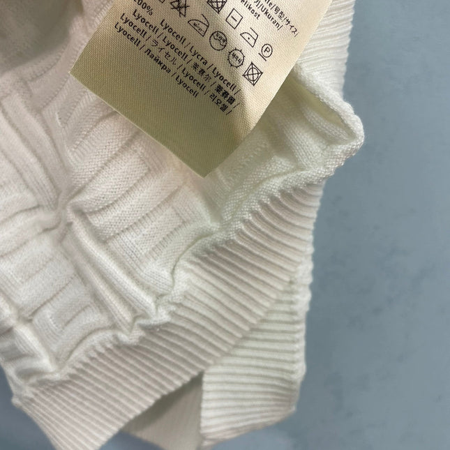 FENDI 26S SHORT-SLEEVE KNIT TOP 378