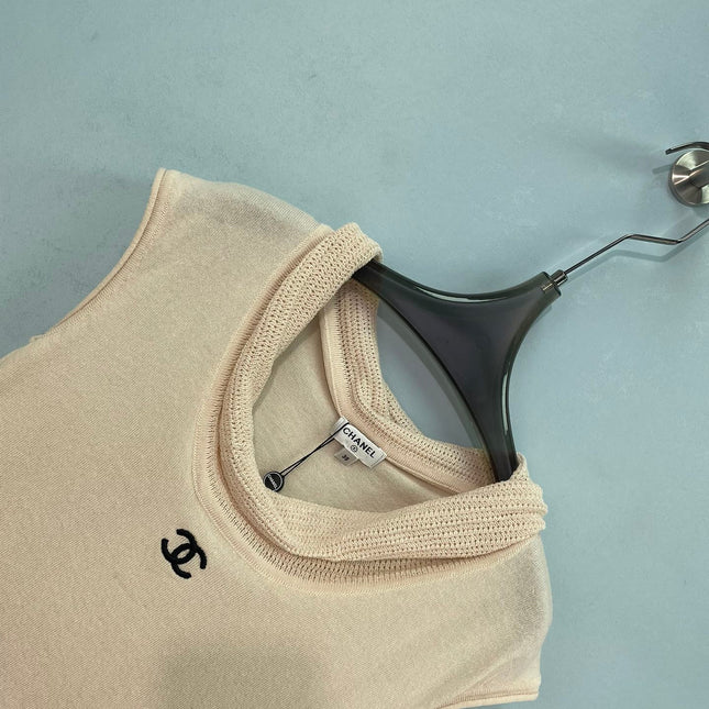 CHANEL 26S SLEEVELESS KNIT TOP 1402