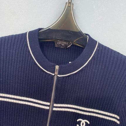 CHANEL 26S ZIP-UP KNIT CARDIGAN 1567
