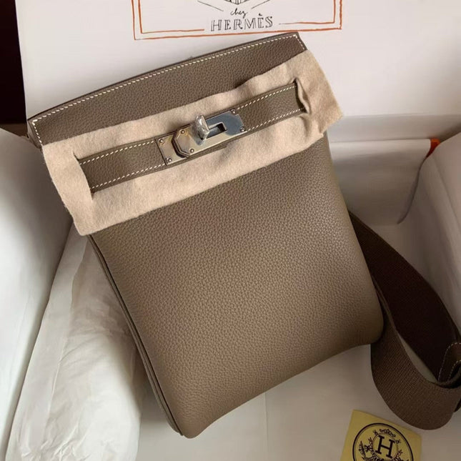 HAC À DOS PM BACKPACK IN BROWN TOGO CALFSKIN