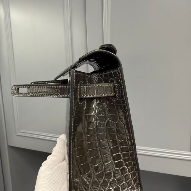 HM KELLY MINI 22 IN BROWN AMERICAN ALLIGATOR SILVER BUCKLE