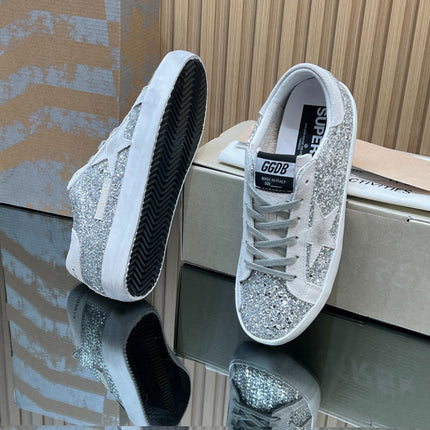 GOLDEN GOOSE BALL IN SILVER GLITTER WITH ICE GRAY WHITE STAR