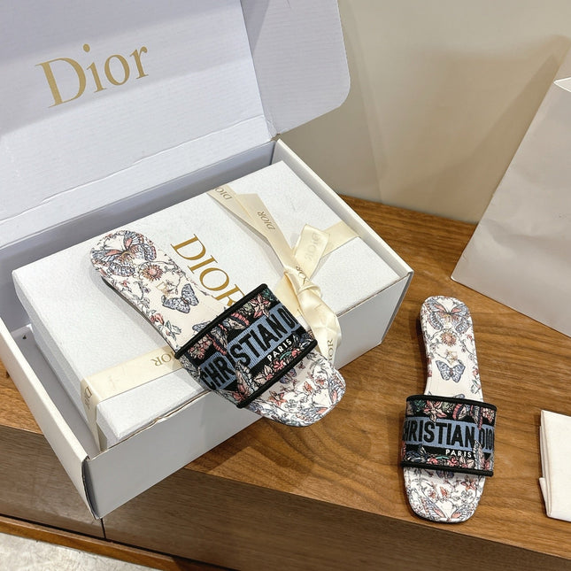 DIOR 26S D-WAY SLIDE IN WHITE BUTTERFLY PRINT EMBROIDERED COTTON