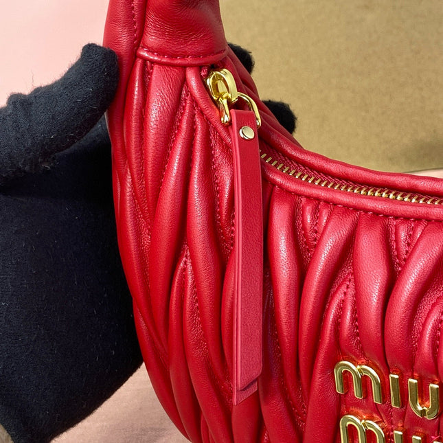 SMALL HOBO BAG 20 IN RED CALFSKIN