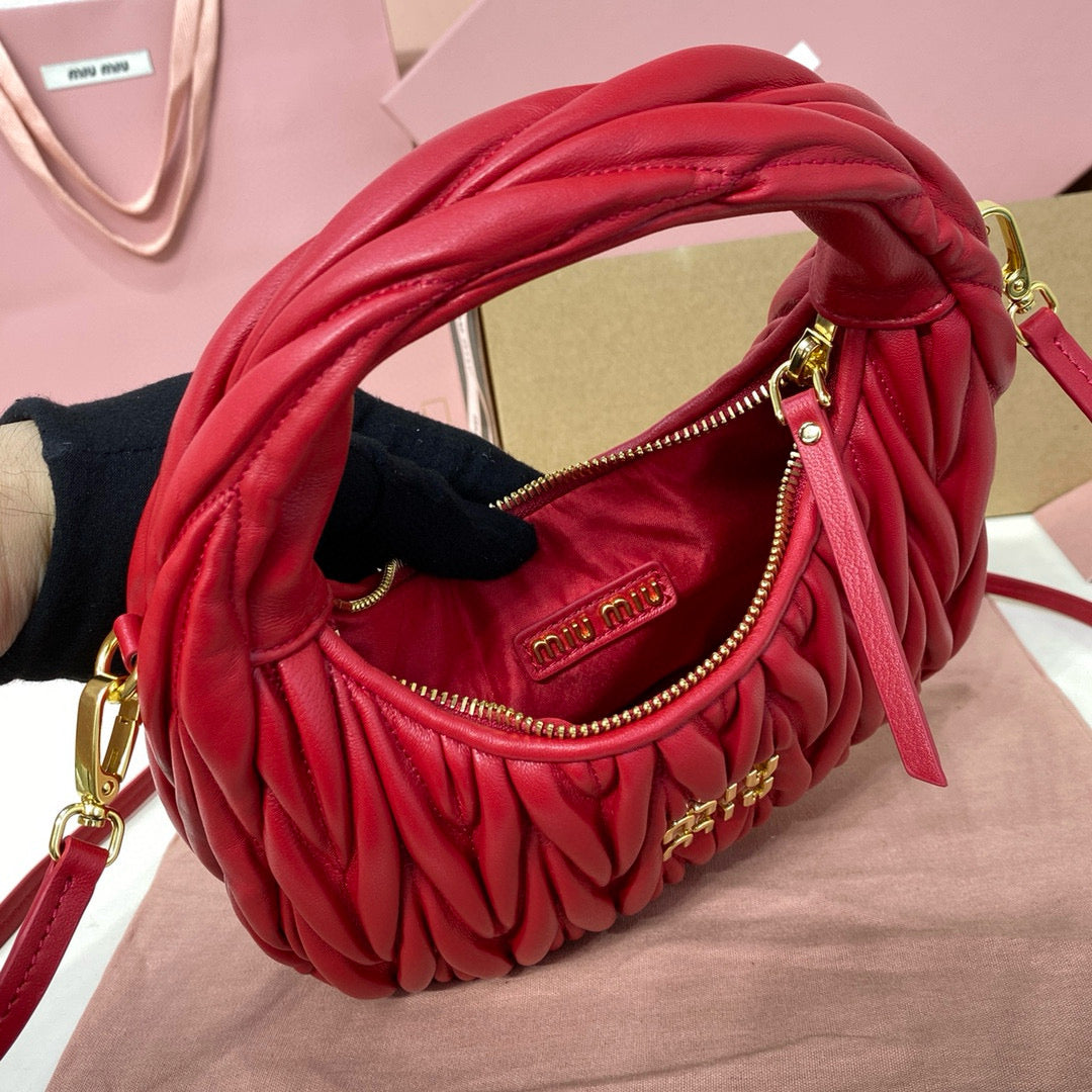 SMALL HOBO BAG 20 IN RED CALFSKIN