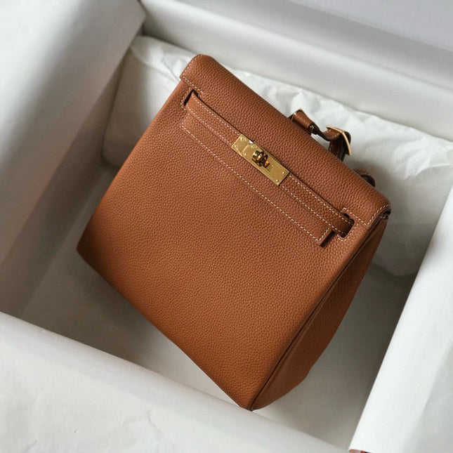 KELLY ADO 22 TOGO BACKPACK IN BROWN CALFSKIN GOLD HARDWARE