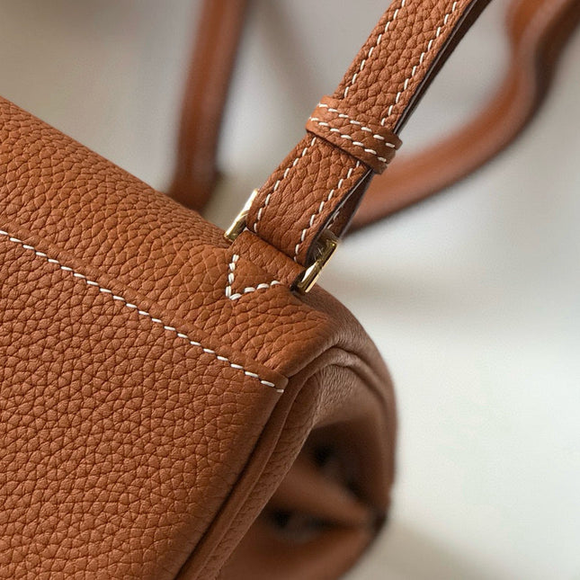 KELLY ADO 22 TOGO BACKPACK IN BROWN CALFSKIN GOLD HARDWARE