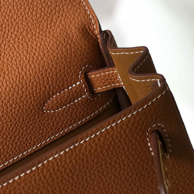 KELLY ADO 22 TOGO BACKPACK IN BROWN CALFSKIN GOLD HARDWARE