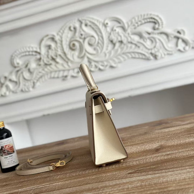 HM KELLY MINI 19 WHITE CALFSKIN GOLD HARDWARE