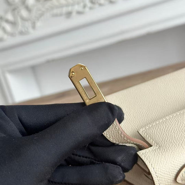 HM KELLY MINI 19 WHITE CALFSKIN GOLD HARDWARE