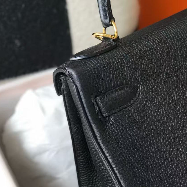 HM KELLY BAG 28 IN BLACK TOGO LEATHER GOLD HARDWARE