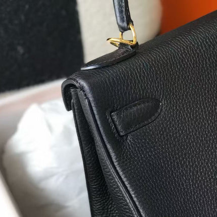 HM KELLY BAG 28 IN BLACK TOGO LEATHER GOLD HARDWARE