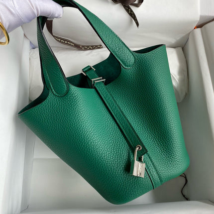 PICOTIN LOCK 18 EMERALD TOGO SILVER HARDWARE