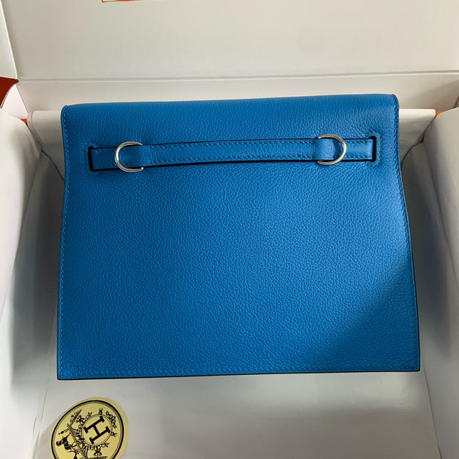 KELLY DANSE 22 EVERCOLOR BLUE IN CALFSKIN GOLD HARDWARE
