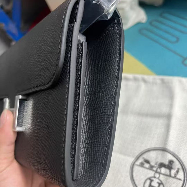 CONSTANCE SHOULDER BAG  IN BLACK CALFSKIN