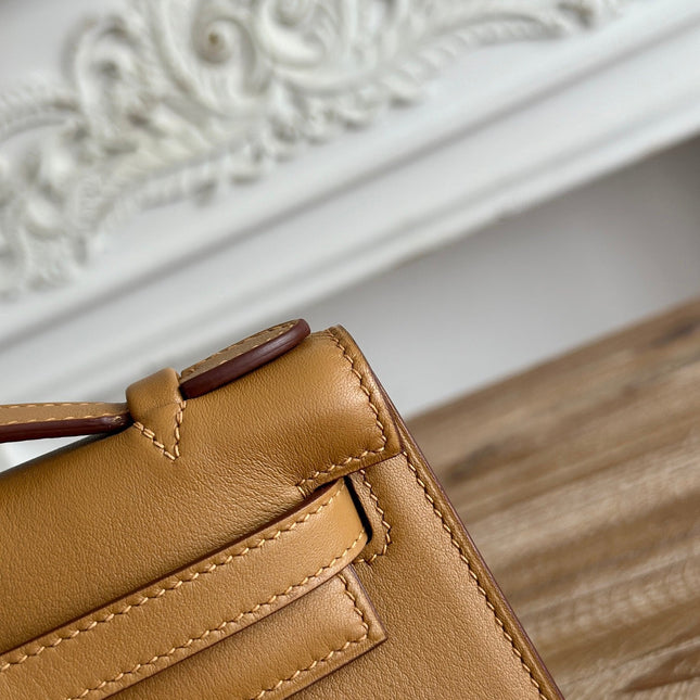 HM KELLY POCHETTE 22 IN CARAMEL BROWN CALFSKIN SILVER HARDWARE