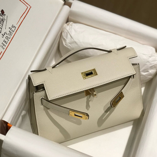 HM KELLY POCHETTE 22 IN BEIGE CALFSKIN GOLD HARDWARE